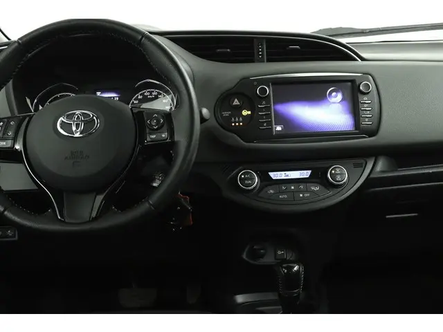 Toyota Yaris 1.5 Hybrid Active 2020 Hybride Benzine 45