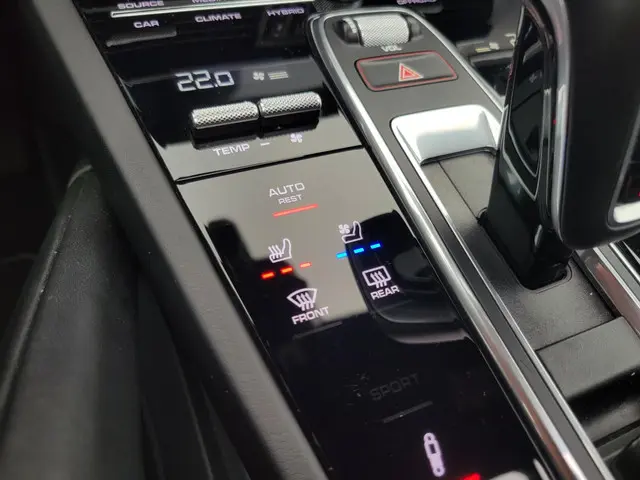 Porsche Cayenne 3.0 E-Hybrid 2020 Hybride Benzine 46