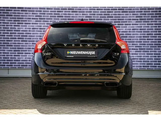 Volvo V60 1.5 T3 Polar+ 2018 Benzine 10