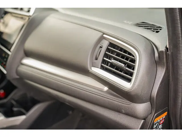 Honda Jazz 1.3i VTEC ELEGANCE 2020 Benzine 42