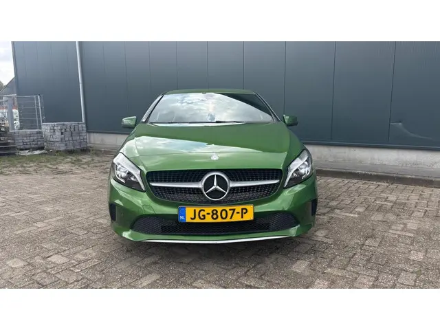 Mercedes-Benz A-Klasse 250 Ambition 2016 Benzine 2