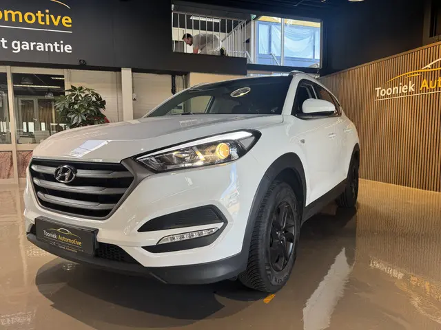 Hyundai Tucson 1.6 GDi Anniversary Edition 2018 Benzine 17