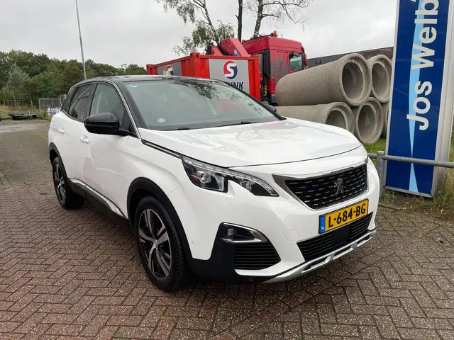 Peugeot 3008 1.2 PureTech Allure Automaat 2018 Benzine 2