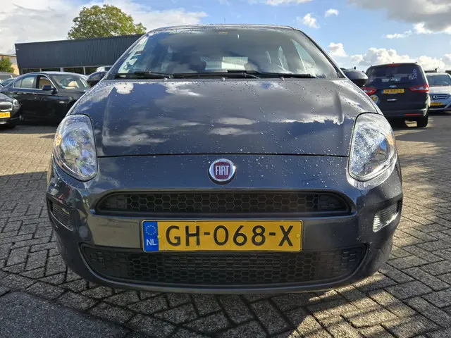 Fiat Punto Evo 1.3 M-Jet Lounge 5DRS 2015 Diesel 3