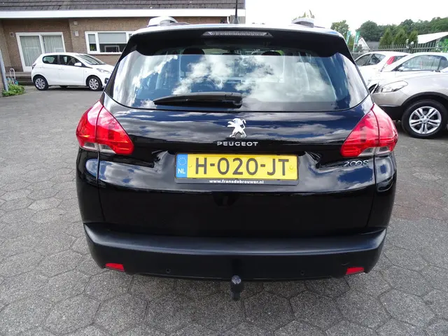 Peugeot 2008 1.2 PureTech Crossway 2015 Benzine 6