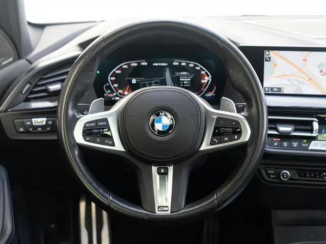 BMW 1 Serie M135i xDrive 2021 Benzine 8