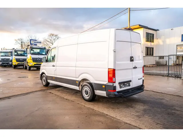 MAN TGE 3.140 2020 Diesel 5