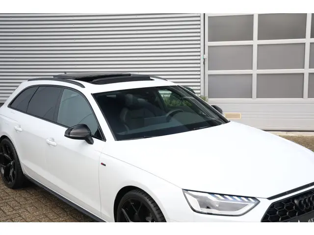 Audi A4 Avant 40 TFSI 3x S-Line 204pk 2020 Benzine 21