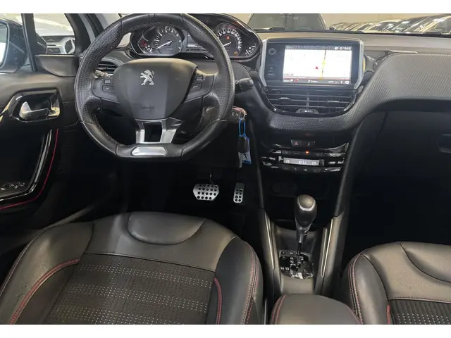Peugeot 208 1.2 PureTech GT-Line 2019 Benzine 16