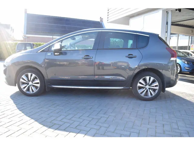 Peugeot 3008 1.6 THP Style 2015 Benzine 12