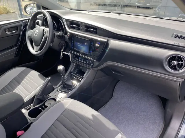 Toyota Auris 1.3 Aspiration 2016 Benzine 26
