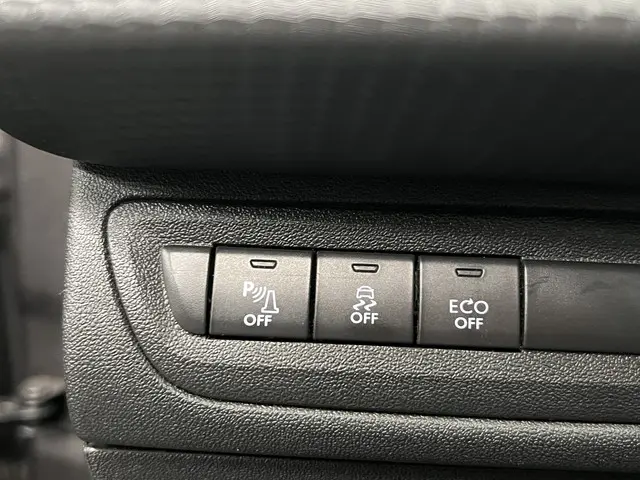 Peugeot 2008 1.2 PureTech Blue Lion 2017 Benzine 14