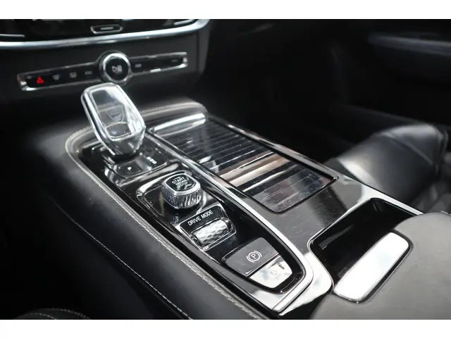 Volvo V90 2.0 T8 AWD Inscription 2019 Hybride Benzine 23