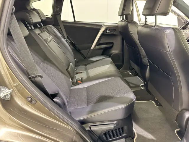 Toyota RAV4 Rav-4 2.5 Hybrid Style 2016 Hybride Benzine 42