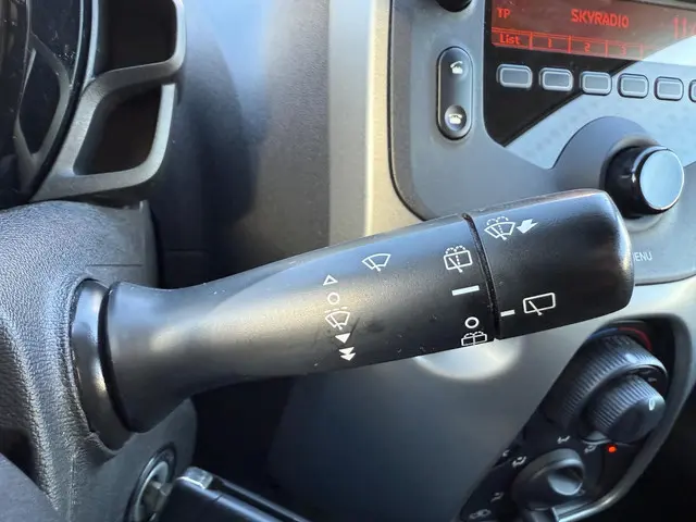 Peugeot 108 1.0 VTi Active Top 2014 Benzine 23