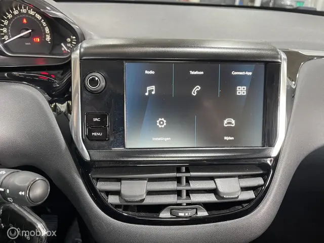 Peugeot 208 1.2 PureTech Active 2019 Benzine 9