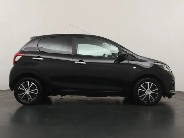 Peugeot 108 1.0 e-VTi Active 2017 Benzine 6