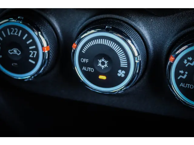 Mitsubishi ASX 1.6 Cleartec Invite+ 2015 Benzine 8