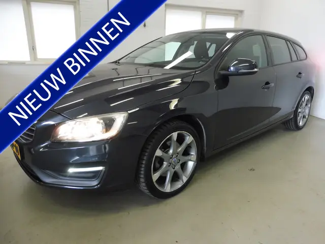 Volvo V60 1.6 T4 Kinetic 2013 Benzine