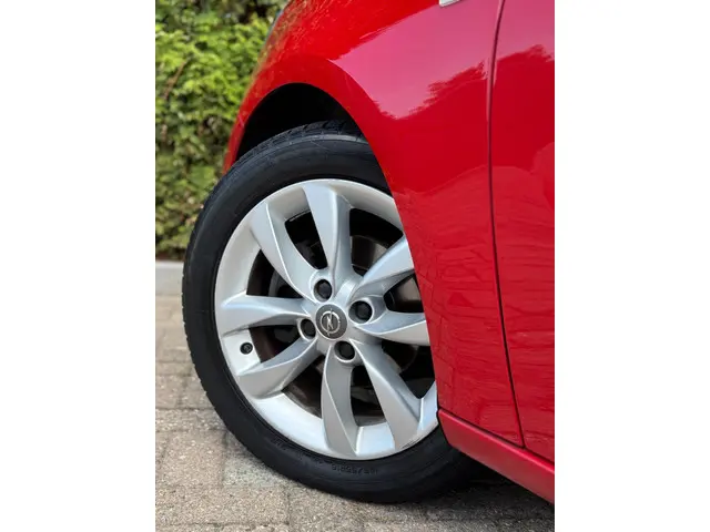 Opel ADAM 1.4 Glam CarPlay Airco 2019 Benzine 27