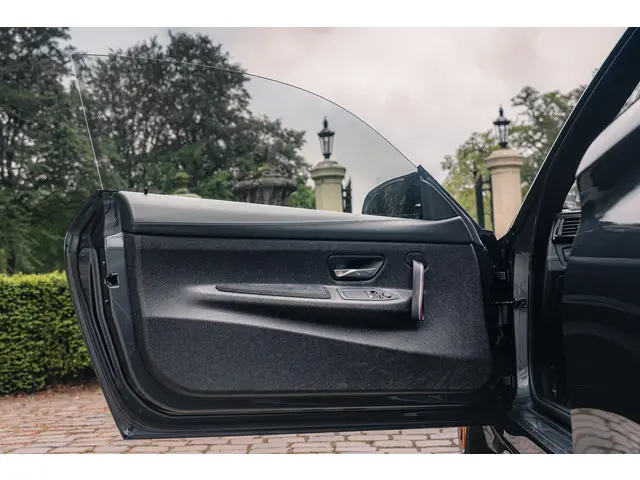 BMW M4 4-serie Coupé GTS 2016 Benzine 22