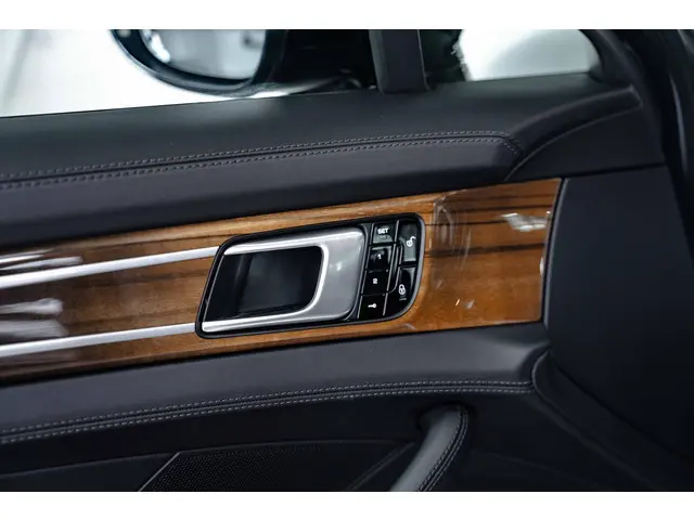 Porsche Panamera Sport Turismo 2.9 4S 2018 Benzine 34