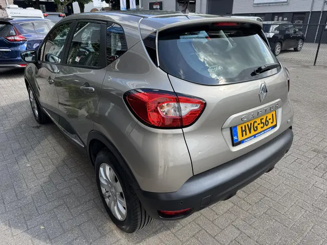 Renault Captur 0.9 TCe Expression 2016 Benzine 6