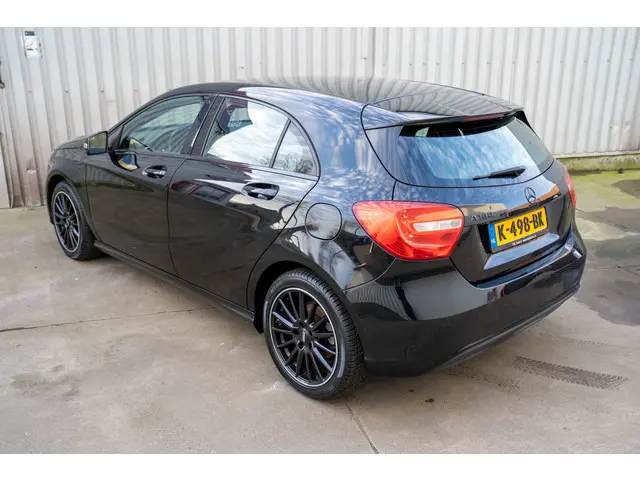 Mercedes-Benz A-Klasse 180 Prestige 2015 Benzine 10