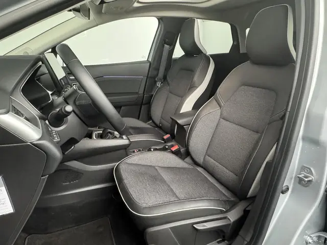 Renault Captur 1.0 TCe 90 techno 2024 Benzine 26