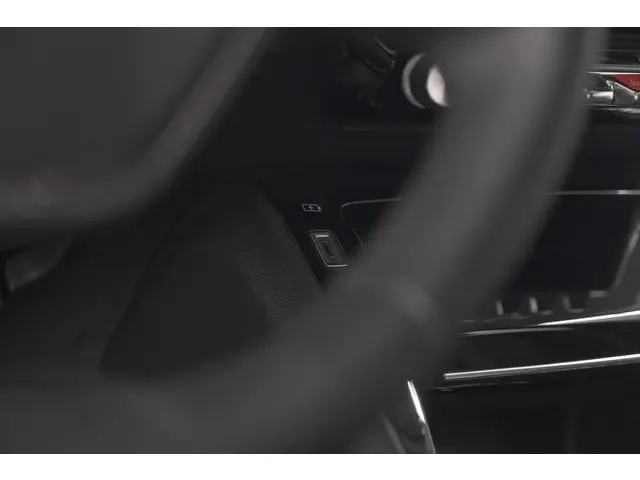 Peugeot e-2008 EV Allure Pack 50 kWh 2022 Elektrisch 45