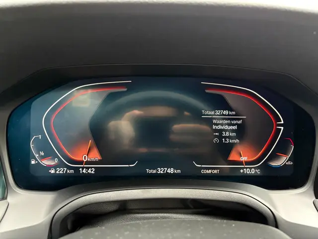 BMW 3 Serie Touring 320i High Executive M 2022 Benzine 17