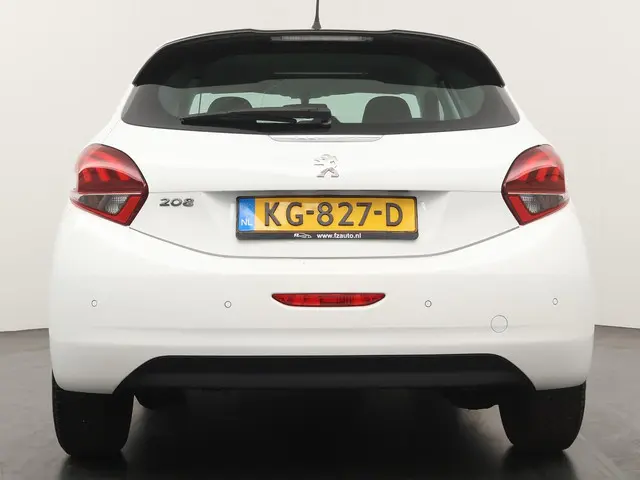 Peugeot 208 1.2 PureTech Blue Lion 2016 Benzine 4