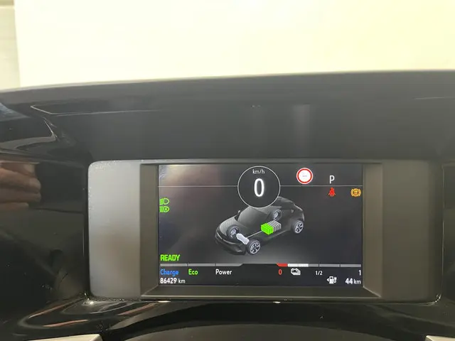 Opel Mokka-e Elegance 50-kWh 2021 Elektrisch 28