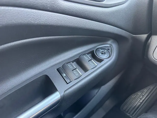 Ford Kuga 1.5 Trend*DEALER ONDERHOUDEN* 2016 Benzine 16