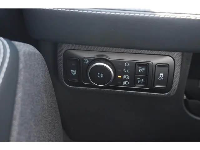 Ford Mustang Mach-E RWD 75 kWh 2023 Elektrisch 23