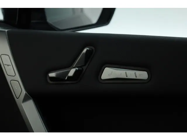 BMW iX xDrive45 101 kWh M Sport Pro 2025 Elektrisch 29