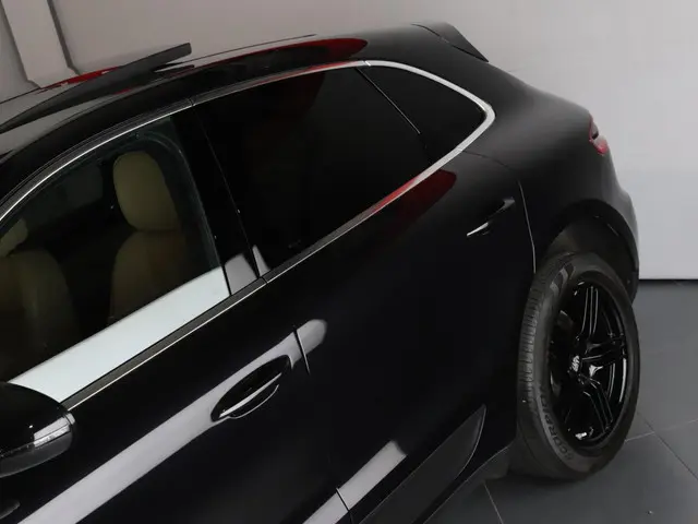 Porsche Macan 3.0 S 64.000km / Panodak 2016 Benzine 35