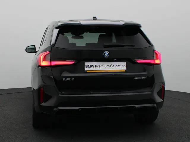BMW iX1 xDrive30 2024 Elektrisch 5