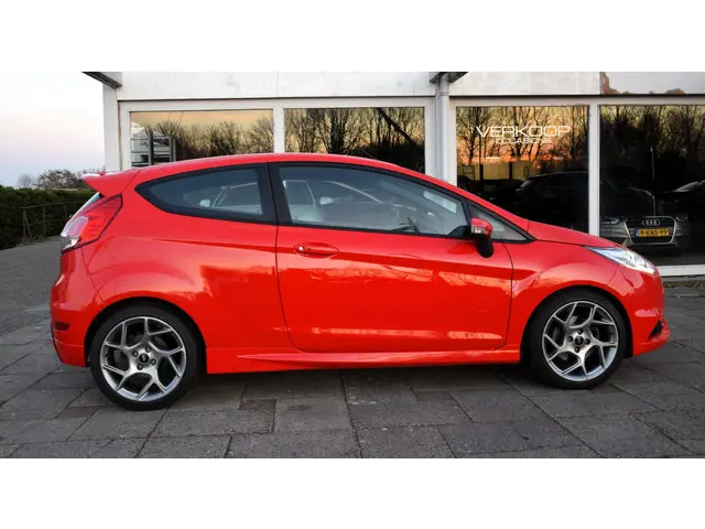 Ford Fiesta 1.6 ST1, 182 PK 2015 Benzine 6