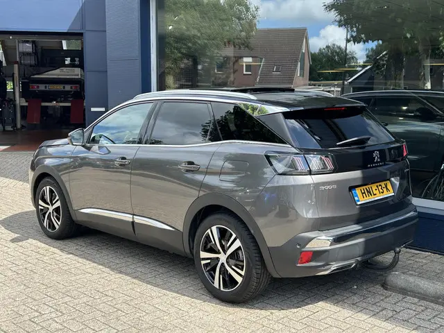Peugeot 3008 1.6 HYbrid 225 GT 2023 Hybride Benzine 2