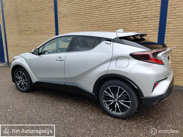 Toyota C-HR 3