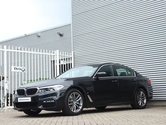 BMW 5 Serie Sedan 530e 2018 Hybride Benzine 35