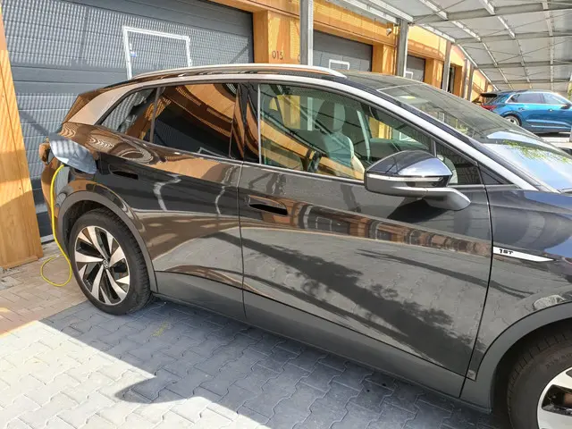 Volkswagen ID.4 3