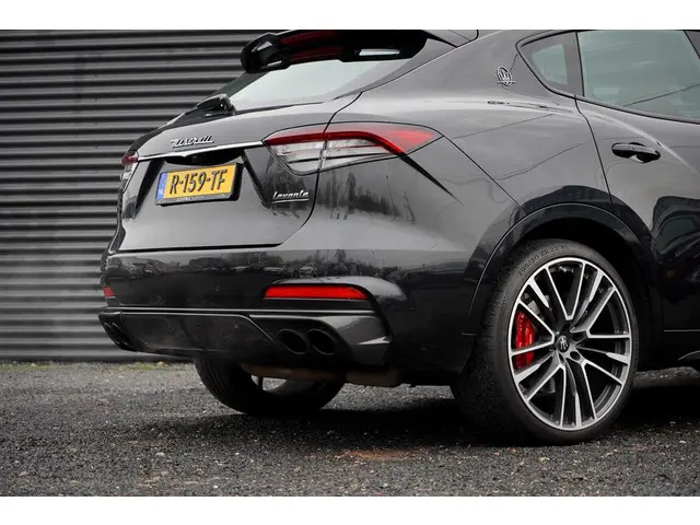 Maserati Levante 3.8 V8 Trofeo 2019 Benzine 26