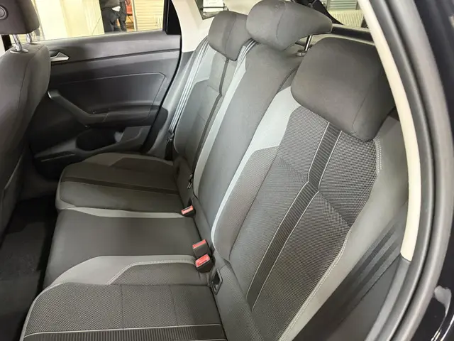 Volkswagen Polo 1.0 TSI Highline 2018 Benzine 12