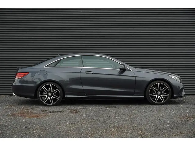 Mercedes-Benz E-Klasse Coupé 200 Prestige 2015 Benzine 13