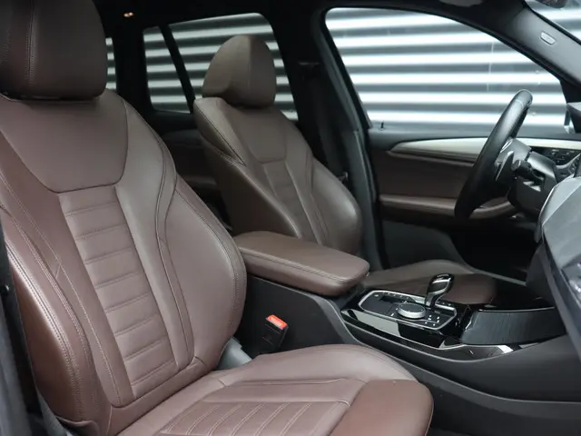 BMW X3 xDrive30i 2023 Benzine 8