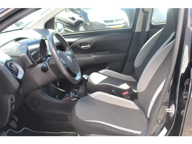 Toyota Aygo 1.0 VVT-i x-clusiv//Camera//ECC!! 2014 Benzine 5