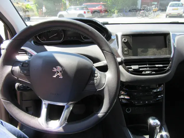Peugeot 208 1.6 VTi Allure Rosé goud 2013 Benzine 13