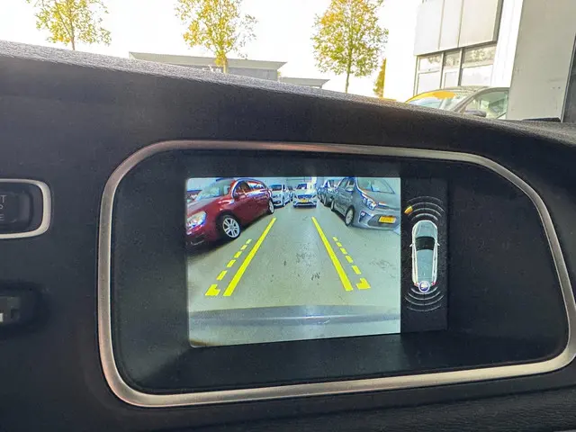 Volvo V40 1.5 T2 R-Design AUTOMAAT!! 2016 Benzine 20